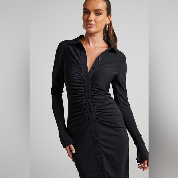 MISSGUIDED Black Ruched Dress - Picture 4 of 4